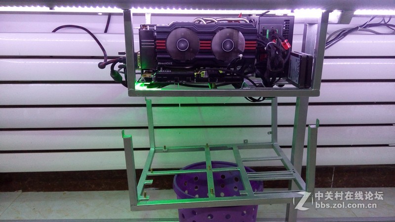 私人定制光污染机桌一体双人工作台