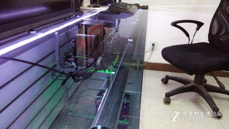 私人定制光污染机桌一体双人工作台