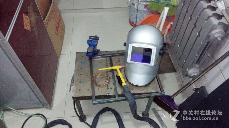 私人定制光污染机桌一体双人工作台