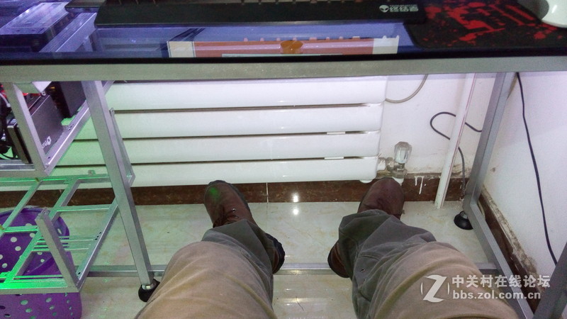 私人定制光污染机桌一体双人工作台