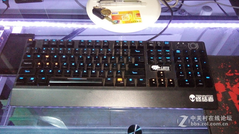 私人定制光污染机桌一体双人工作台