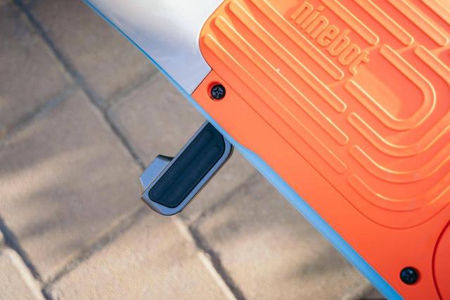 去他喵的早高峰，骑上我心爱的小摩托，再也不用担心堵车