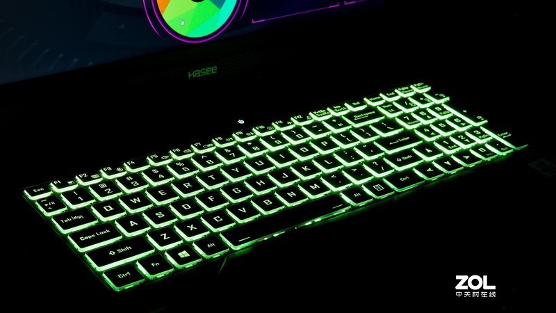 价格依然香 网友想上船 台式机十代酷睿 神舟战神TX8-CU5DA体验