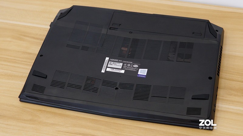 价格依然香 网友想上船 台式机十代酷睿 神舟战神TX8-CU5DA体验