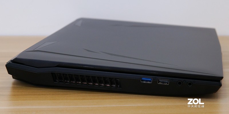 价格依然香 网友想上船 台式机十代酷睿 神舟战神TX8-CU5DA体验