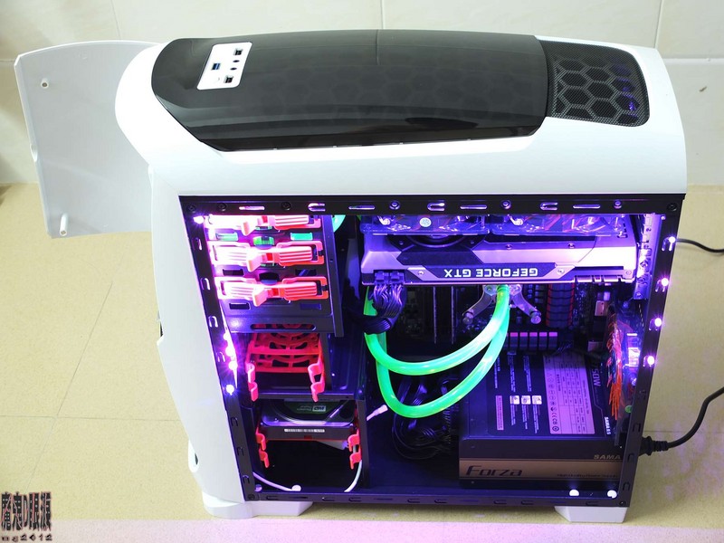 【蜂巢机箱MOD达人PK赛】DIY水冷打造炫彩大白