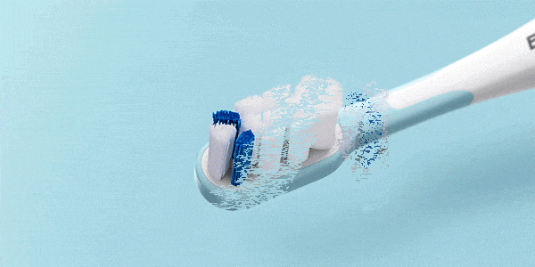 拔草Gucci新口红，颜值飙升还需齿神器助力