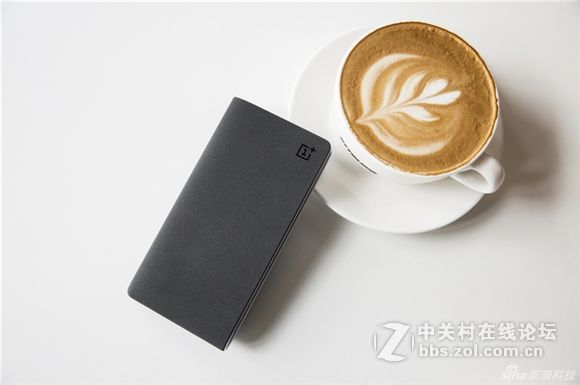 移动电源也玩手感！这就是新版一加“来电”