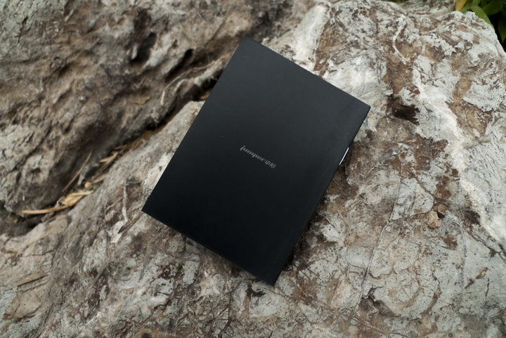 #开启国产平板大屏新时代#【与时尚同行，中柏EZpad4S处处皆不凡】外观