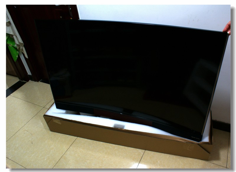 屏音双绝  TCL TV＋H8800S曲面电视深度体验(1)开箱篇