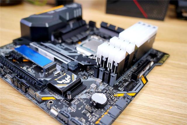 电竞特工，匠心之作，华硕TUF GAMING GT301分享