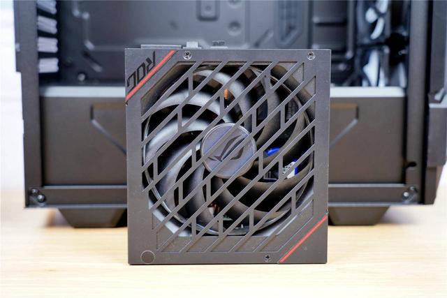 电竞特工，匠心之作，华硕TUF GAMING GT301分享