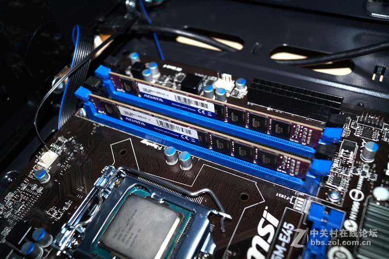 大鞋生已经按耐不住鸟，或许是R9-370首次装机分享