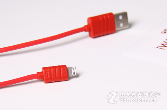 苹果第三方数据线怎么选？