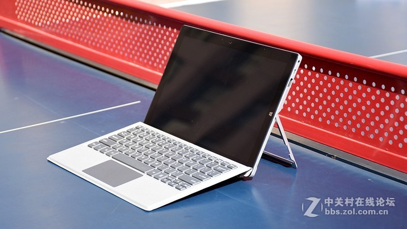 专属都市白领的便携式电脑 中柏EZpad Go二合一电脑