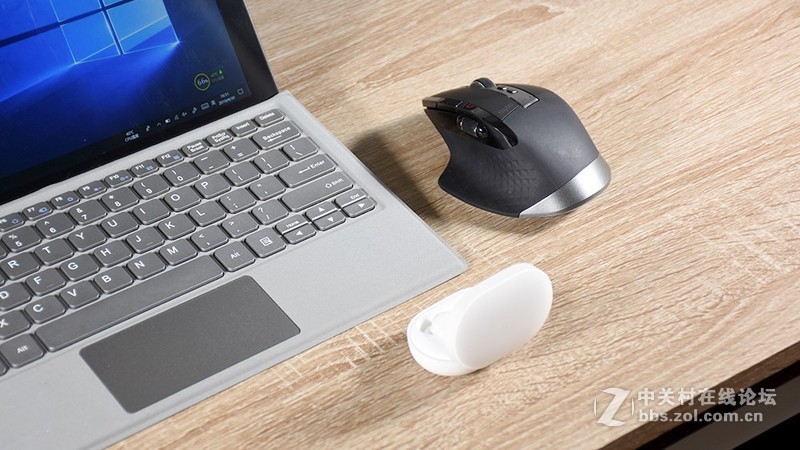 专属都市白领的便携式电脑 中柏EZpad Go二合一电脑