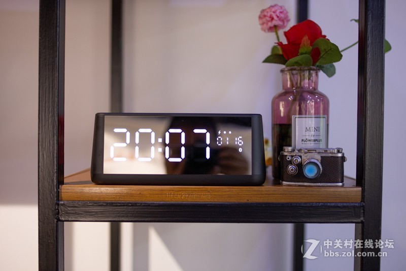 简单好用的时钟蓝牙音箱，开箱南卡B1