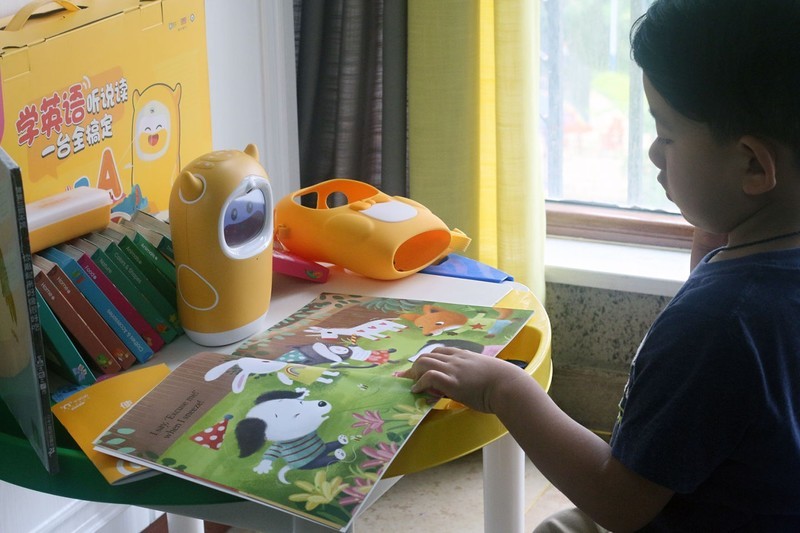 寓教于乐好选择——牛听听儿童智能熏教机读书版3.0礼盒装体验