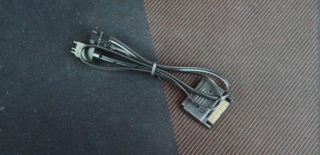 颜值与信仰兼具，酷冷至尊暴雪T400 ARGB散热器上手体验