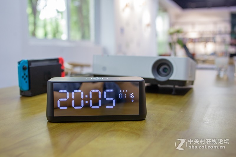 简单好用的时钟蓝牙音箱，开箱南卡B1
