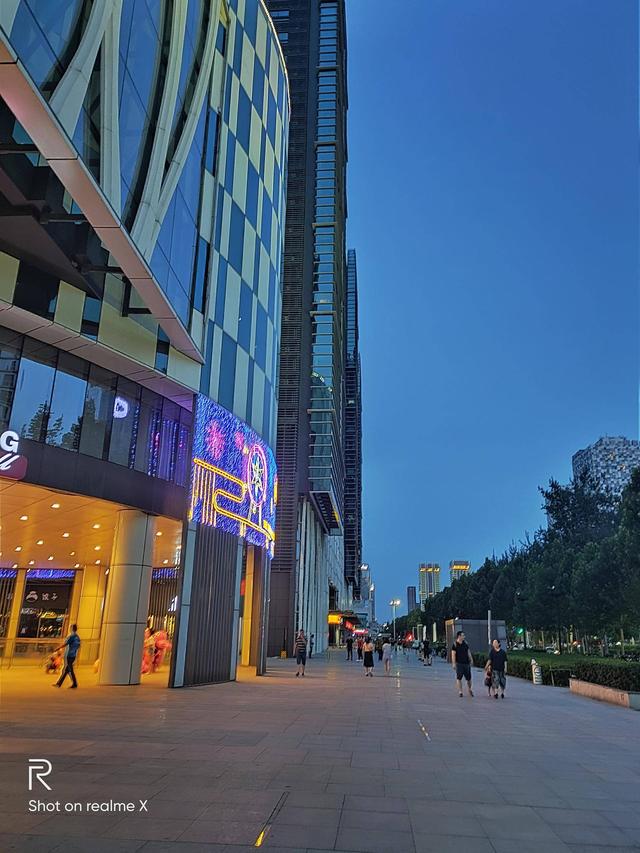 realmeX顶配，1799块钱买到这个配置可以说赚大了