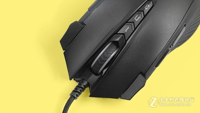 换个游戏鼠标好上分，便宜了40块入手血手幽灵J90