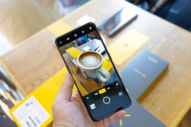 realmeX顶配，1799块钱买到这个配置可以说赚大了