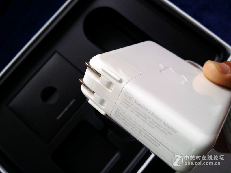 2015款MacBook Pro开箱，多图杀猫！