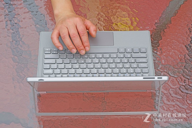 中柏EZpad Go二合一平板电脑，绘画出大师级作品 I 视频