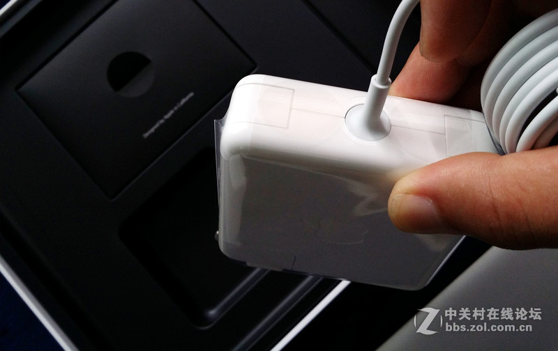 2015款MacBook Pro开箱，多图杀猫！