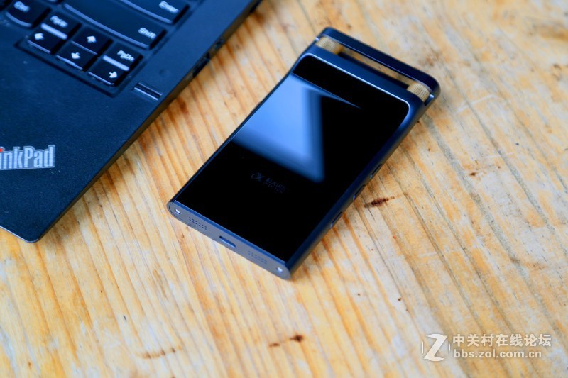 提高生产力，科大讯飞改推硬件了？