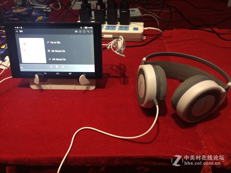 声临其境 联想平板 TAB2 A10 携杜比全景声悦耳呈现