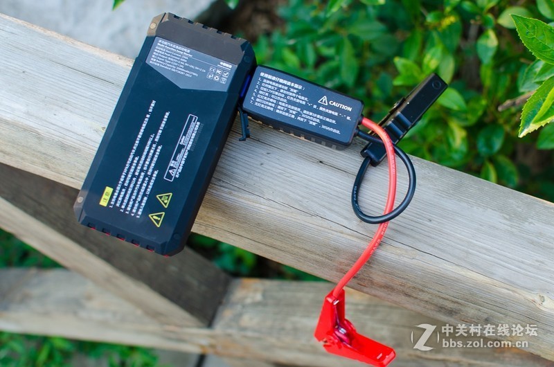 自驾游伴侣，汽车亏电再也不怕，卡儿酷应急启动电源上手体验