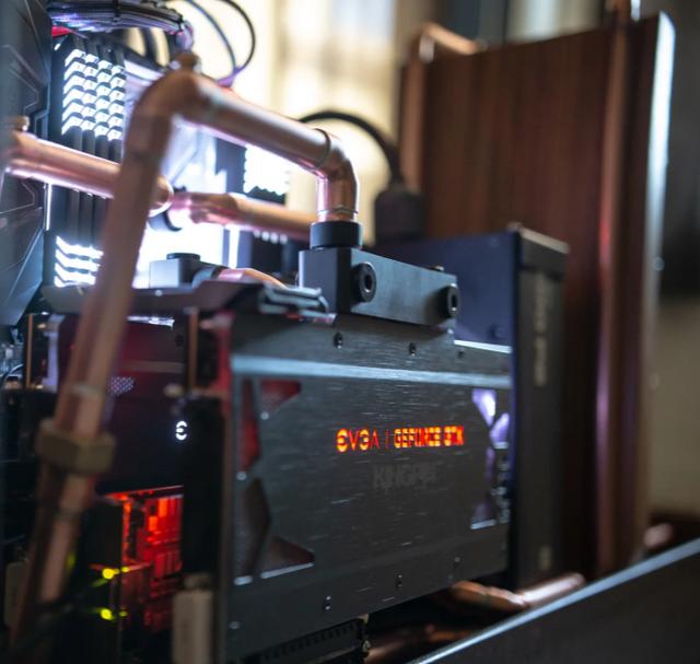 「颜选电脑」篇4：朋友家住猎德，去他家看了他电脑，我不淡定了