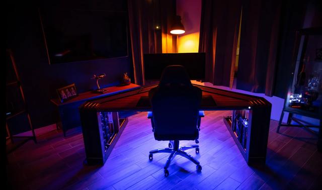 「颜选电脑」篇4：朋友家住猎德，去他家看了他电脑，我不淡定了