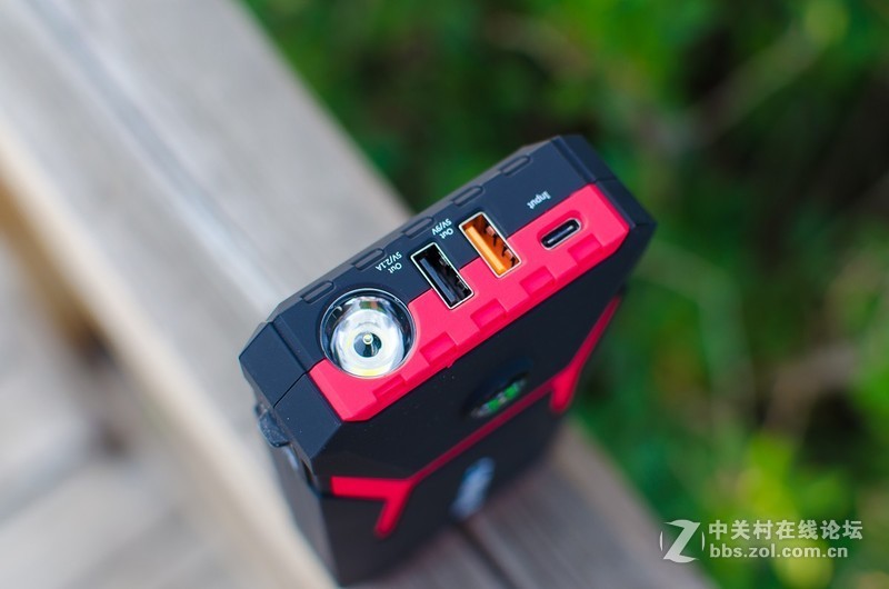 自驾游伴侣，汽车亏电再也不怕，卡儿酷应急启动电源上手体验