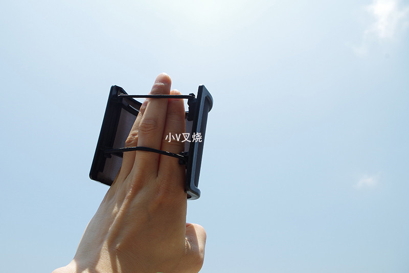 告别鹅颈管夹 橡皮圈式新型录音防喷罩