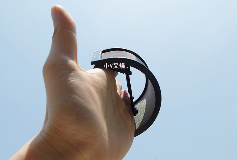 告别鹅颈管夹 橡皮圈式新型录音防喷罩