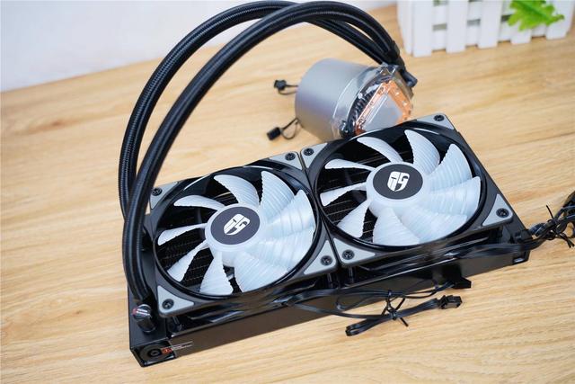 为你的CPU换台新空调，九州风神堡垒Castle 240RGB V2