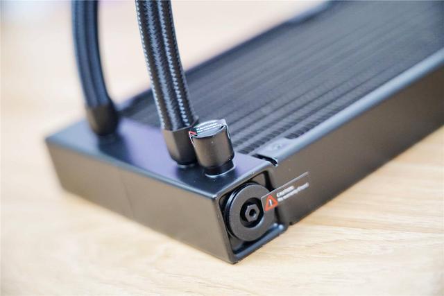 为你的CPU换台新空调，九州风神堡垒Castle 240RGB V2