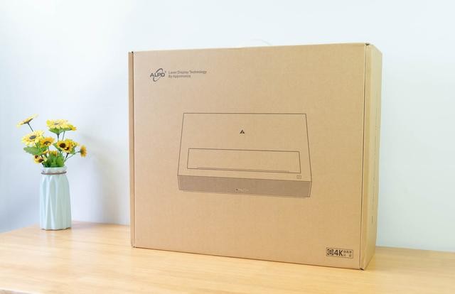 激光电视真的好用么？峰米激光电视4K Cinema全网首测！