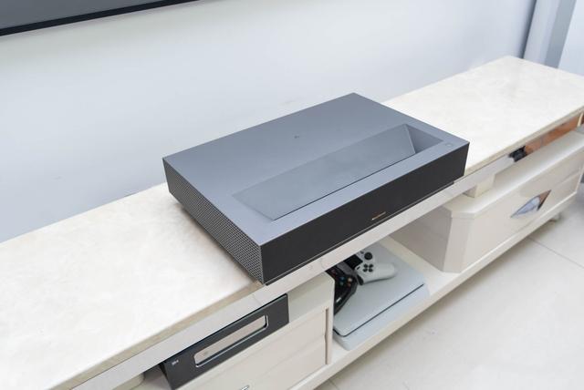 激光电视真的好用么？峰米激光电视4K Cinema全网首测！