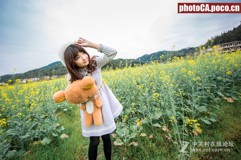 《金灿色的精灵》----1124油菜花主题大景人像