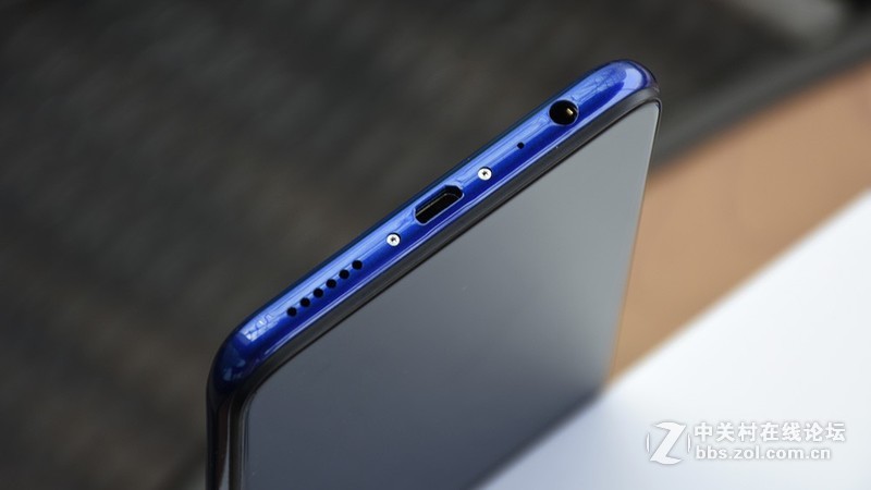非线上品牌的转型思路：vivo Z5x体验报告