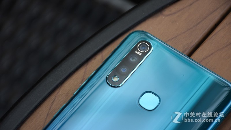 非线上品牌的转型思路：vivo Z5x体验报告