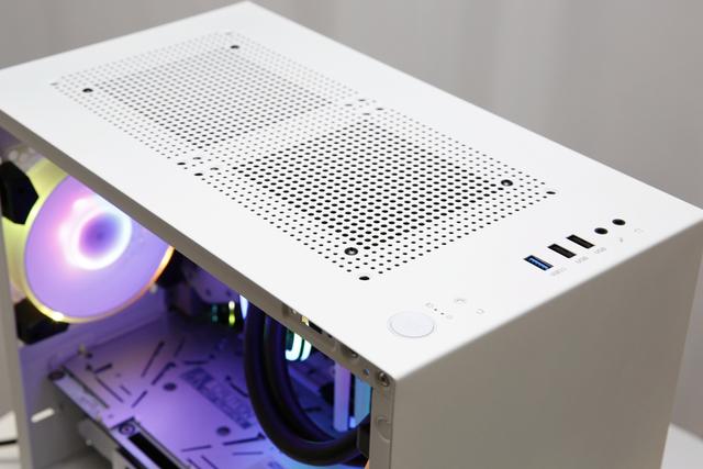 要玩游戏，就用YOGO游戏药丸机箱！