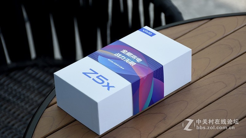 非线上品牌的转型思路：vivo Z5x体验报告