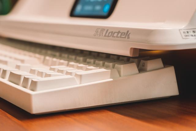 乐歌S6 Pro智慧工作站：一部增高台都能玩出这么多花样？！