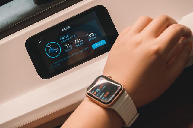 乐歌S6 Pro智慧工作站：一部增高台都能玩出这么多花样？！