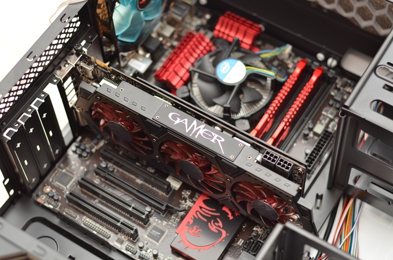 碳60+GTX960 480G SSD走起！半夜福利--充分体验光污染